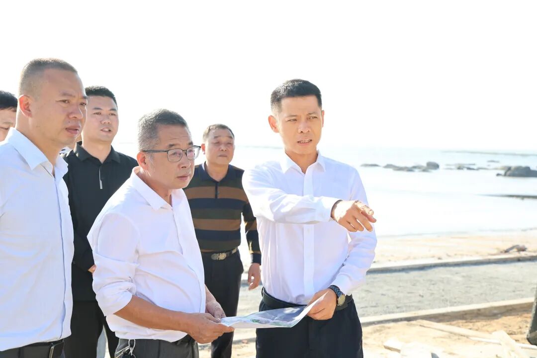 党工委主要领导深入基层宣讲党的二十届四中全会精神并调研