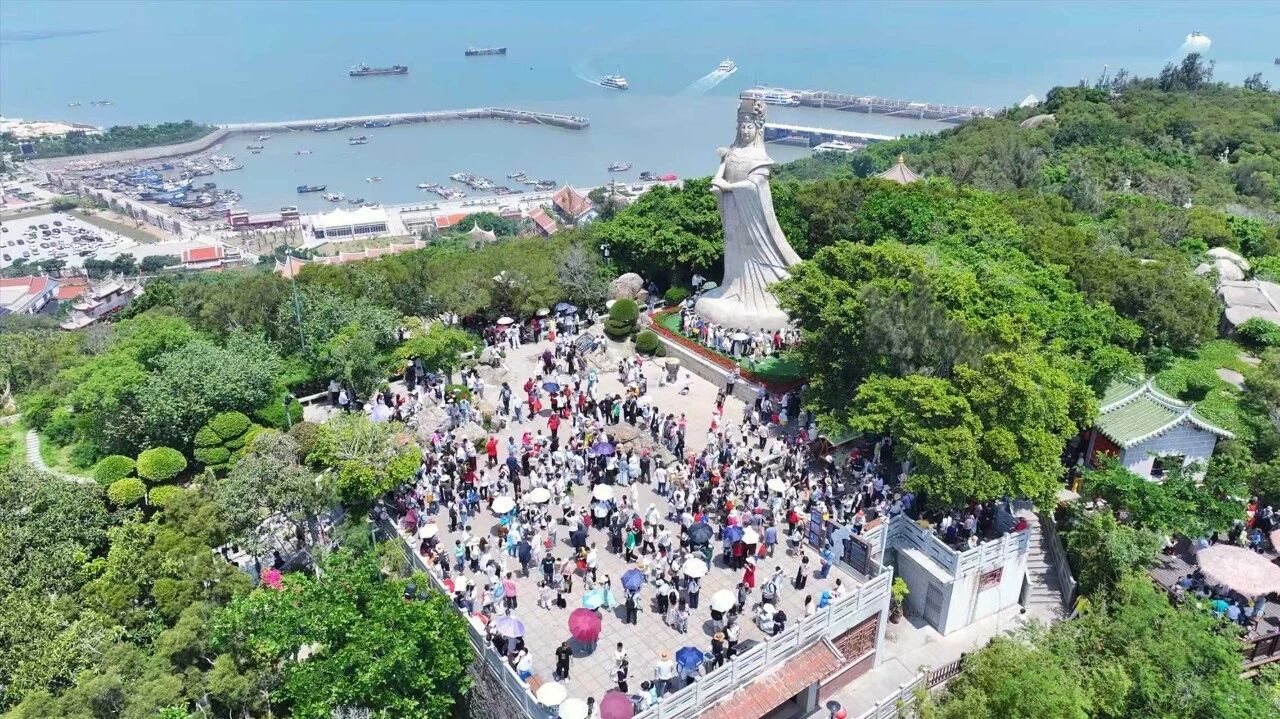 湄洲岛妈祖文化旅游区年度接待入岛游客总量正式突破300万人