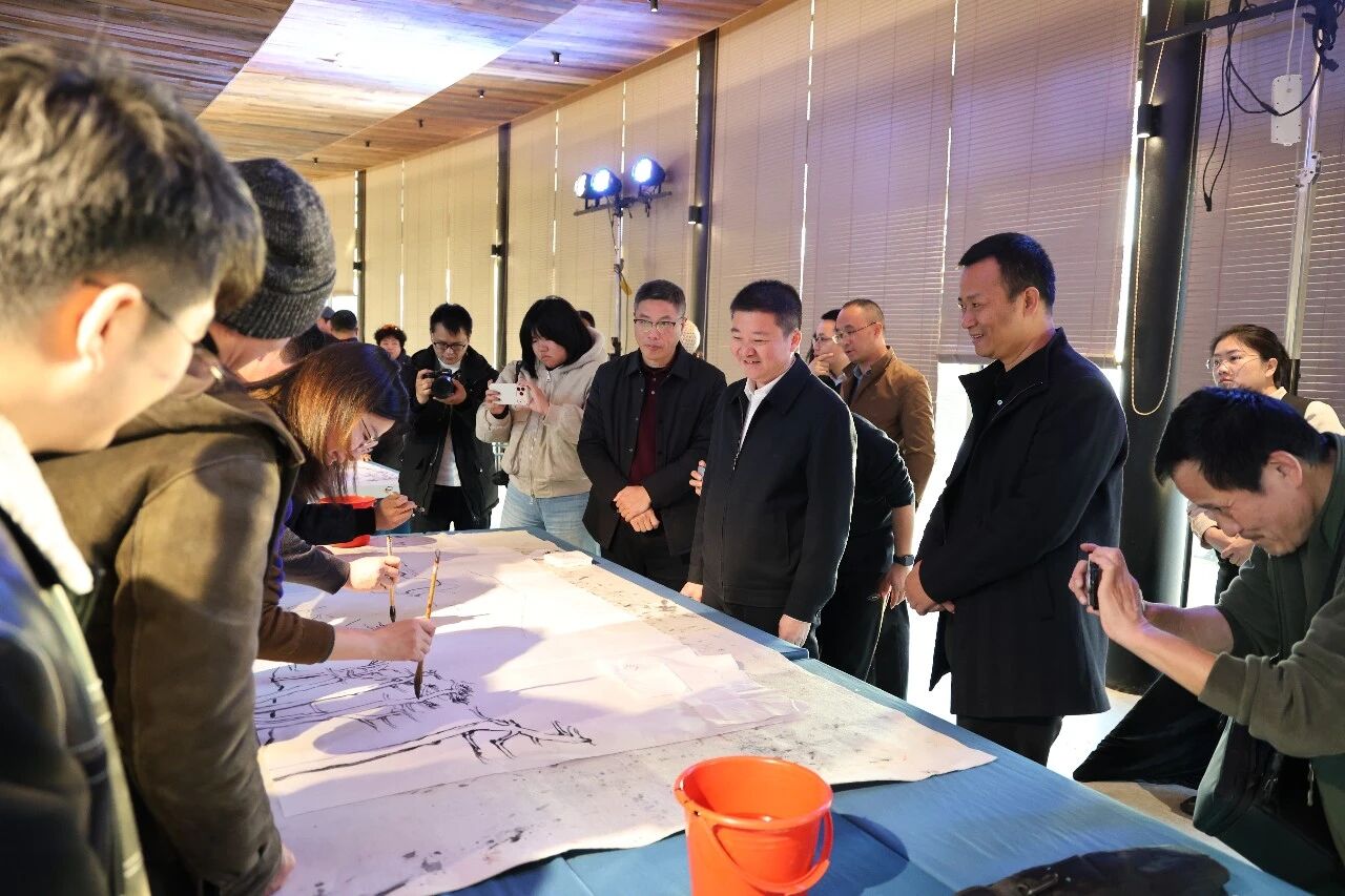 山海为纸，笔墨作舟！湄洲这场书画采风，藏着千年文脉的浪漫