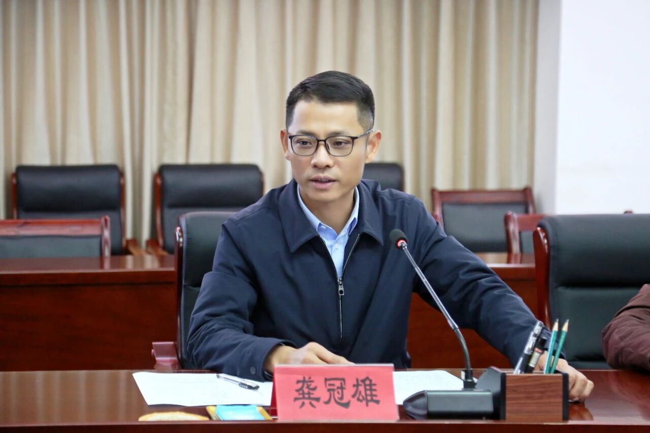 湄洲党工委、管委会领导班子2025年度民主生活会会前征求意见座谈会召开